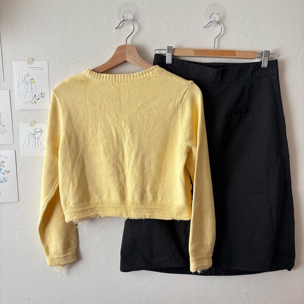 Yellow Cardigan/sweater - Picture 5 of 6